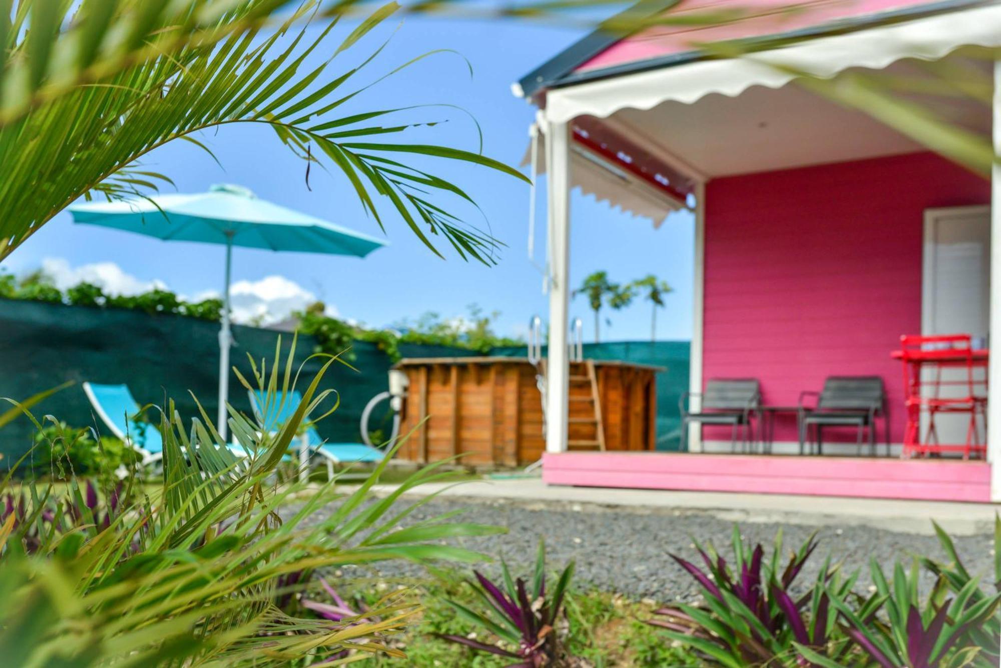 Les Jardins De Chantilly -Bungalows 4 Etoiles Avec Jardins Et Piscines Privees Бе-Мао Стая снимка