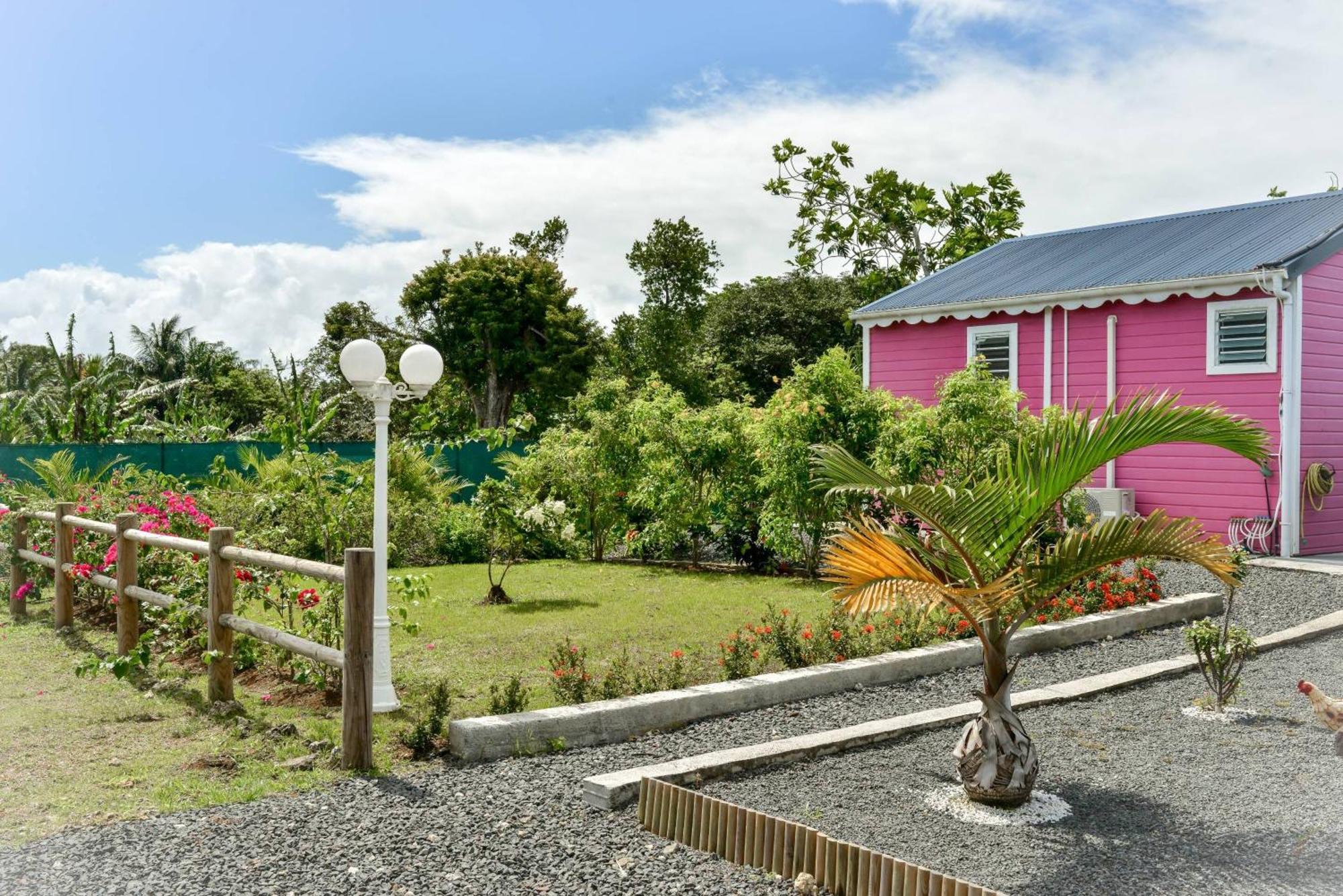 Les Jardins De Chantilly -Bungalows 4 Etoiles Avec Jardins Et Piscines Privees Бе-Мао Стая снимка